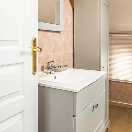 Le Cosy Dampierre Apartment Troyes